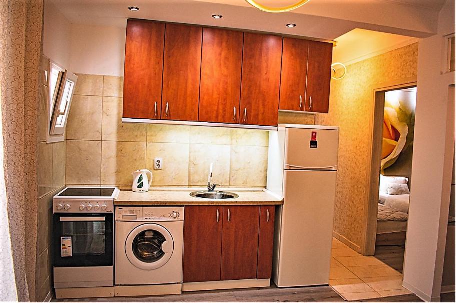 Kassandrou Suite Hot Tub-Jakuzzi - 2 Bedrooms - Big Balcony - Center 테살로니키 외부 사진